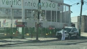 Fiscalía del Edomex asegura verificentro en Ixtapaluca por desaparición de trabajadora