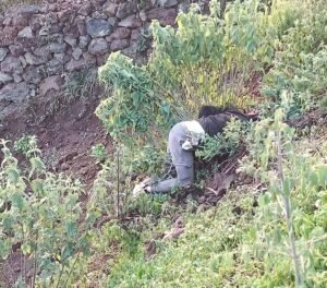 Hallazgo macabro en Chalco: Hombre maniatado y ejecutado de un balazo es encontrado en terracería